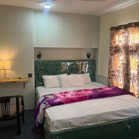 Skardu Lodge Екстериор снимка