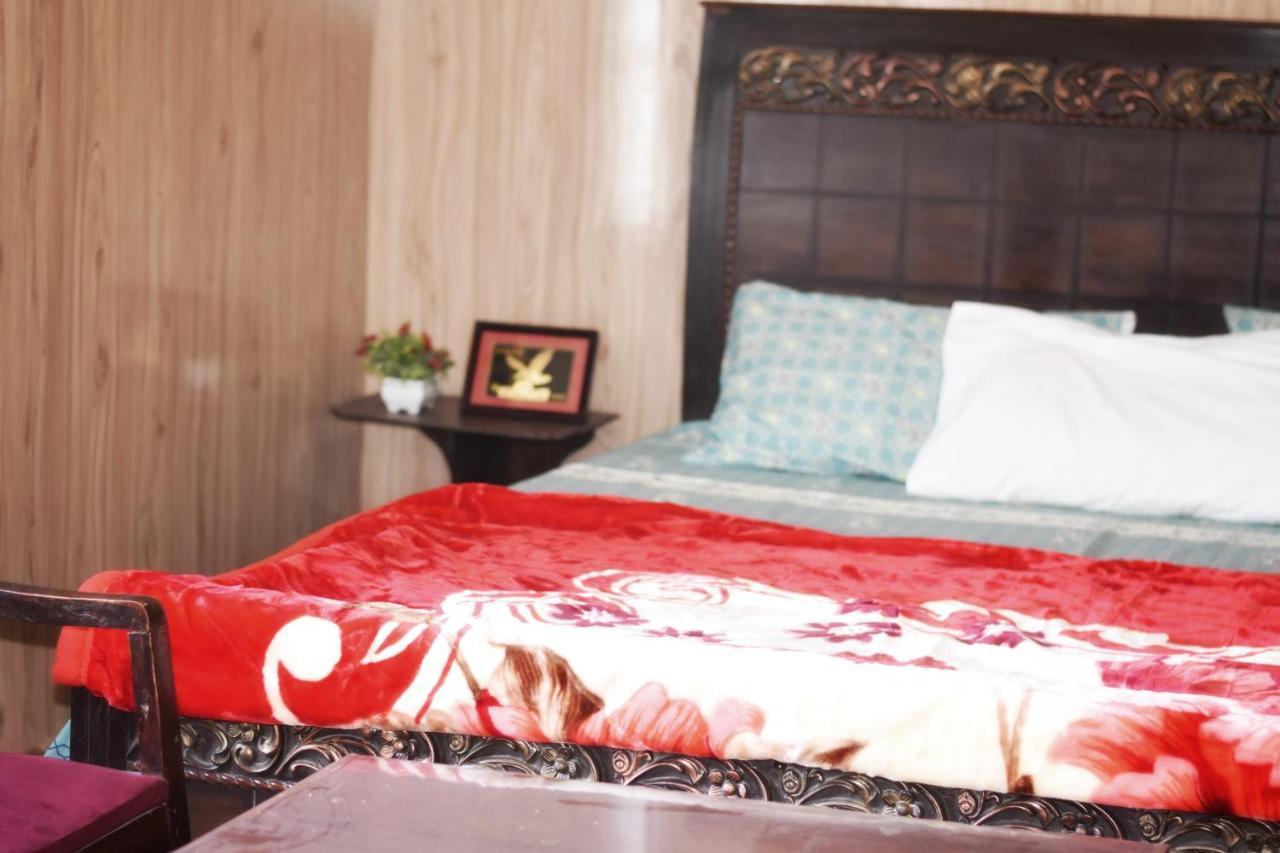 Skardu Lodge Екстериор снимка