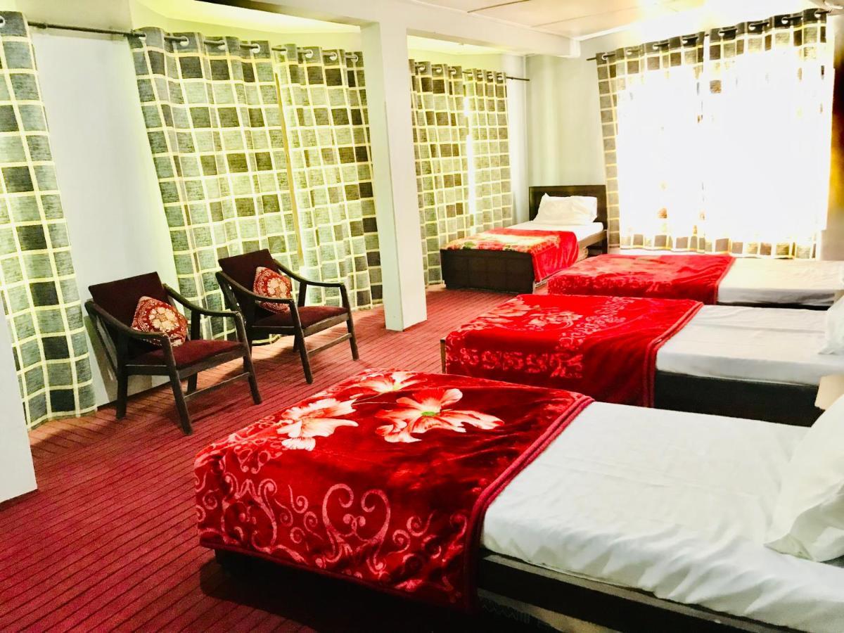 Skardu Lodge Екстериор снимка