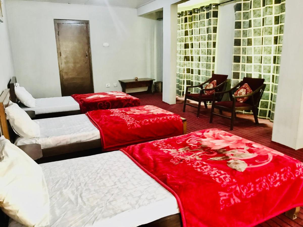 Skardu Lodge Екстериор снимка