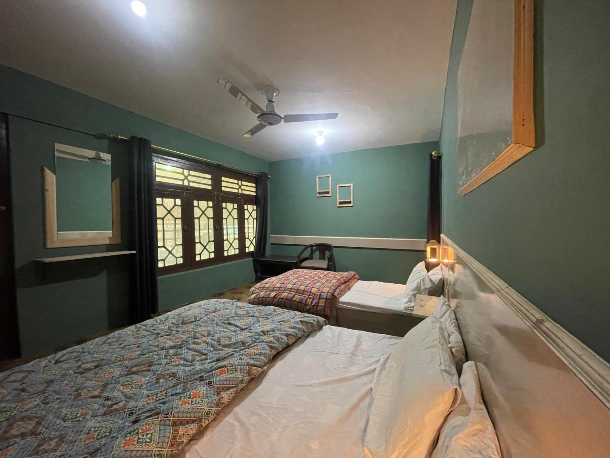 Skardu Lodge Екстериор снимка