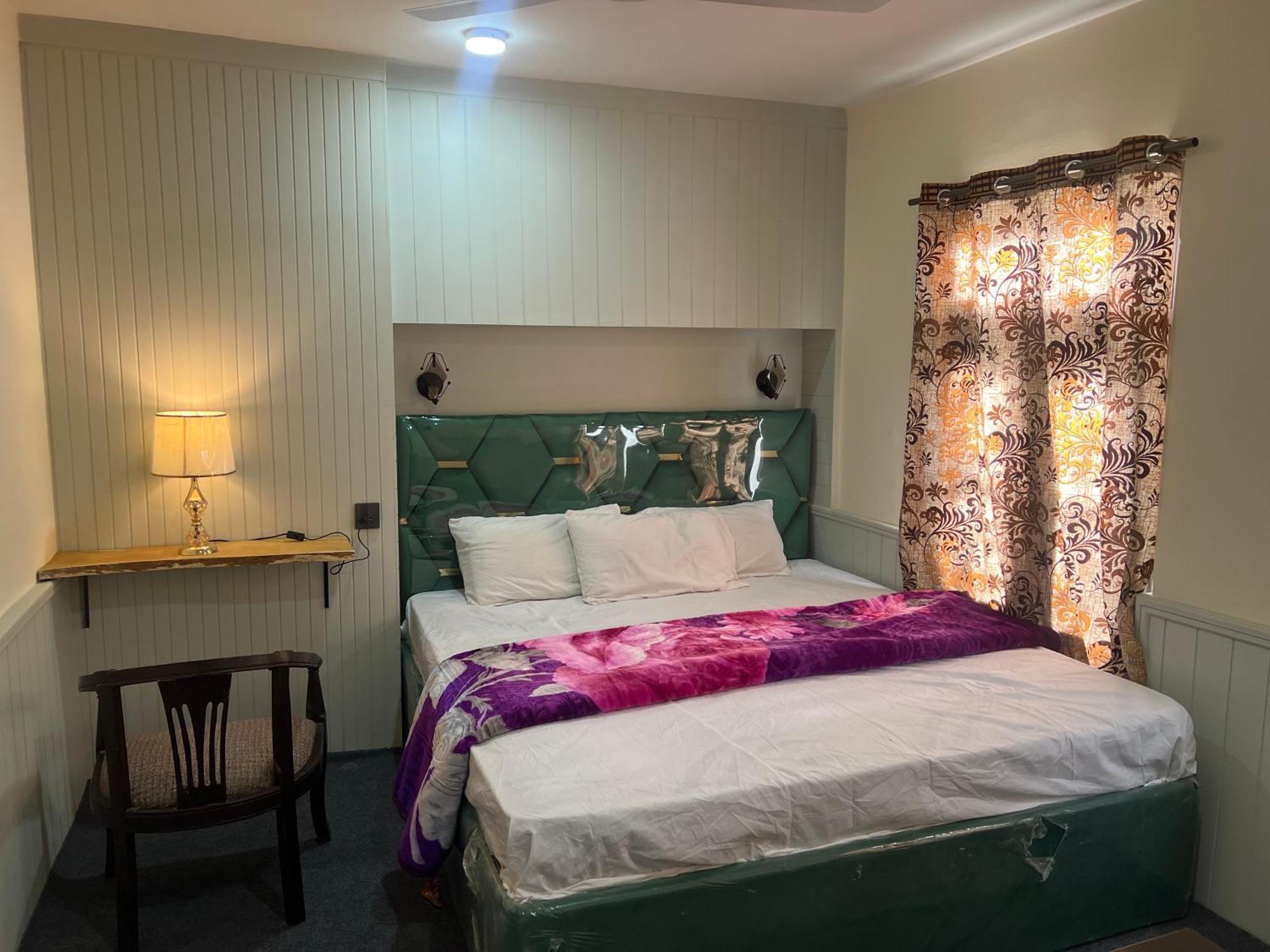 Skardu Lodge Екстериор снимка