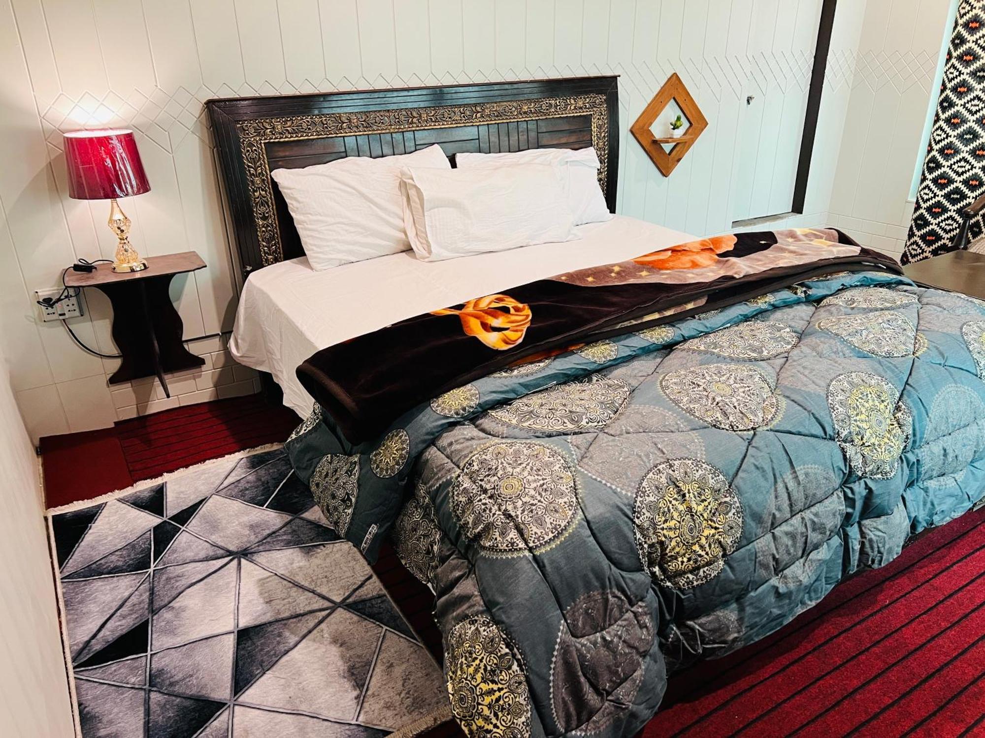 Skardu Lodge Екстериор снимка